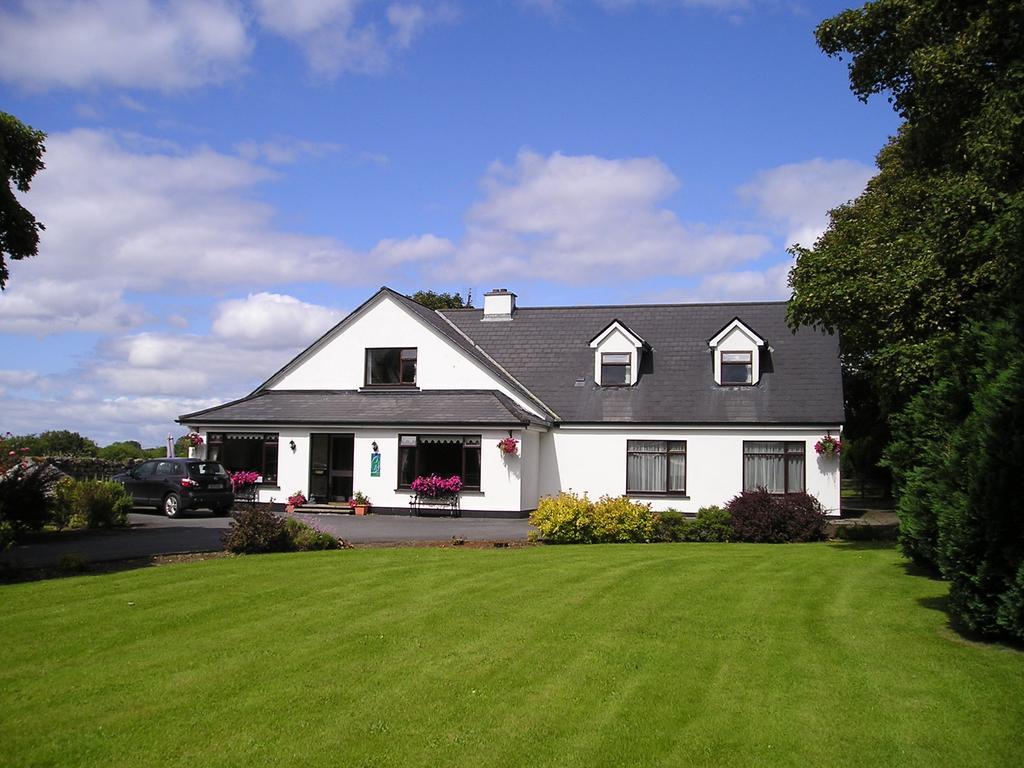 Mountain View Guesthouse Oughterard Exterior foto